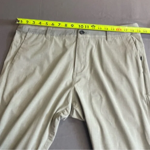 Vuori Aim khaki golf & travel pants for men 36 - Picture 10 of 12
